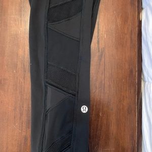Lululemon full length, mesh leggings